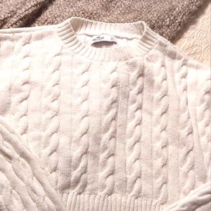 Hollister XS cropped sweater